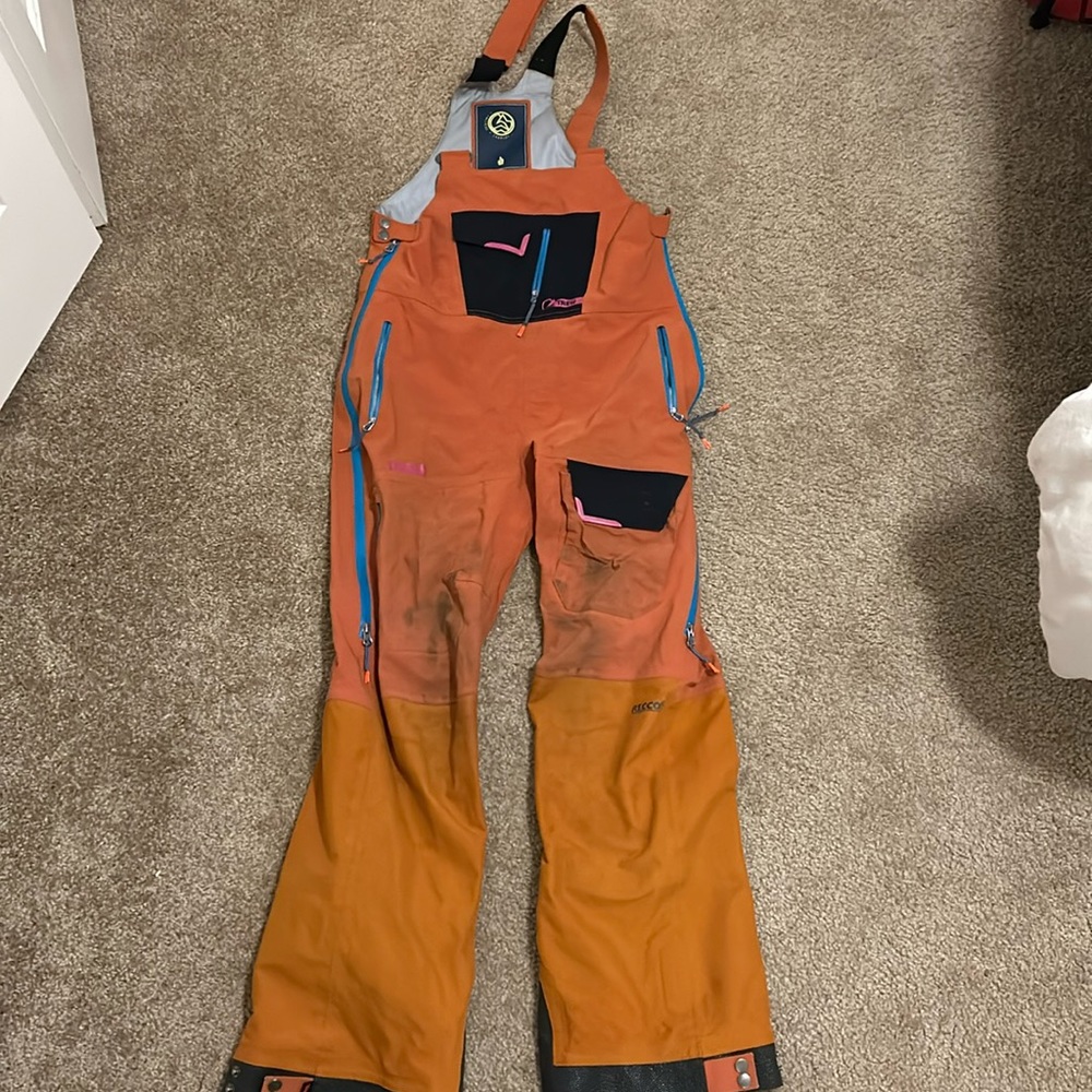 Women’s Trew Gear Chariot Freeride Snowbibs Size Small